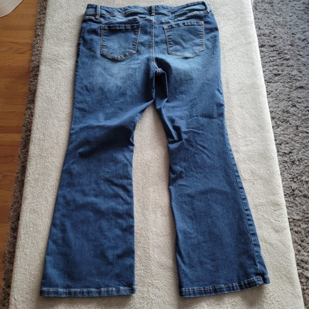 Torrid Luxe Slim Boot jeans size 18S - Picture 5 of 14